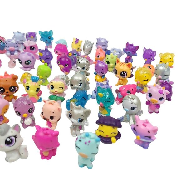 Spin Master Hatchimals Colleggtibles Mini Figures Toys Loose Lot of 79 - Picture 9 of 12